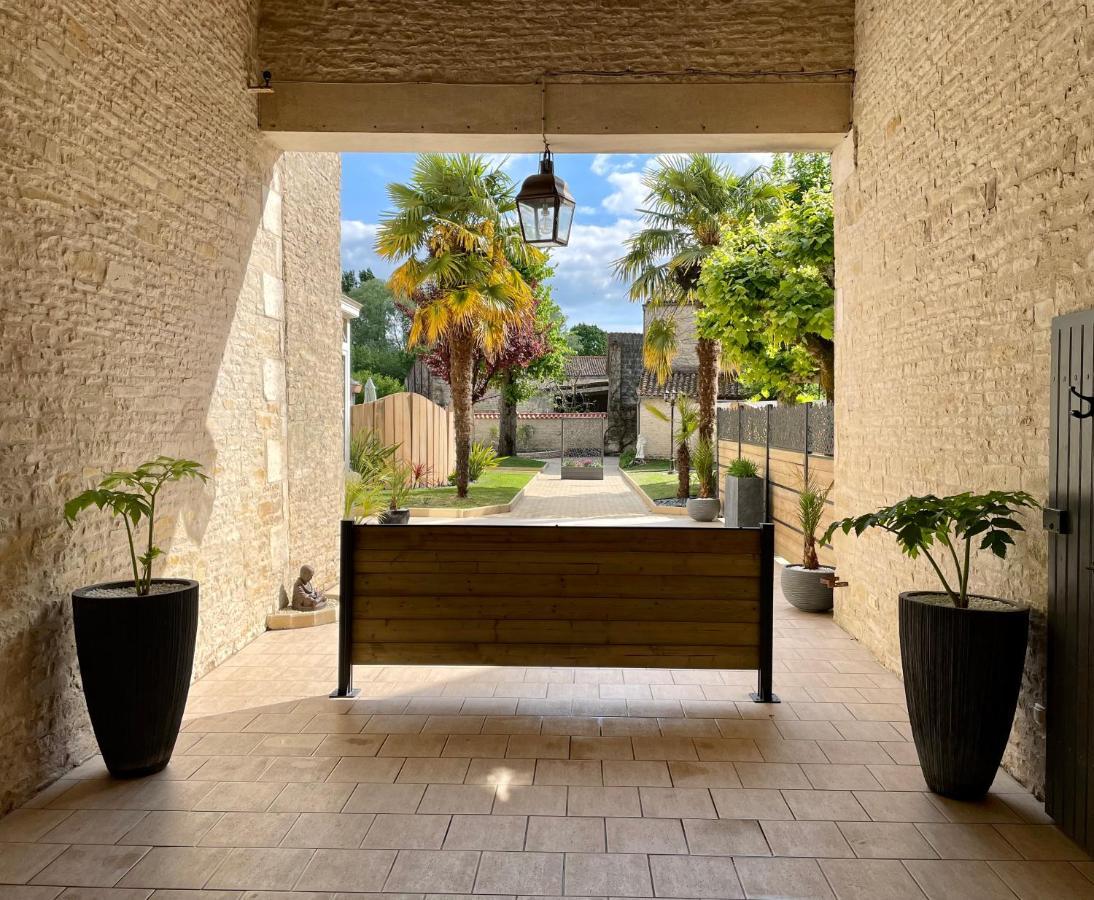Domaine De L'Angelique - Loft Avec Spa Privatif - Marais Poitevin Entre Niort Et La Rochelle Arçais Exterior foto